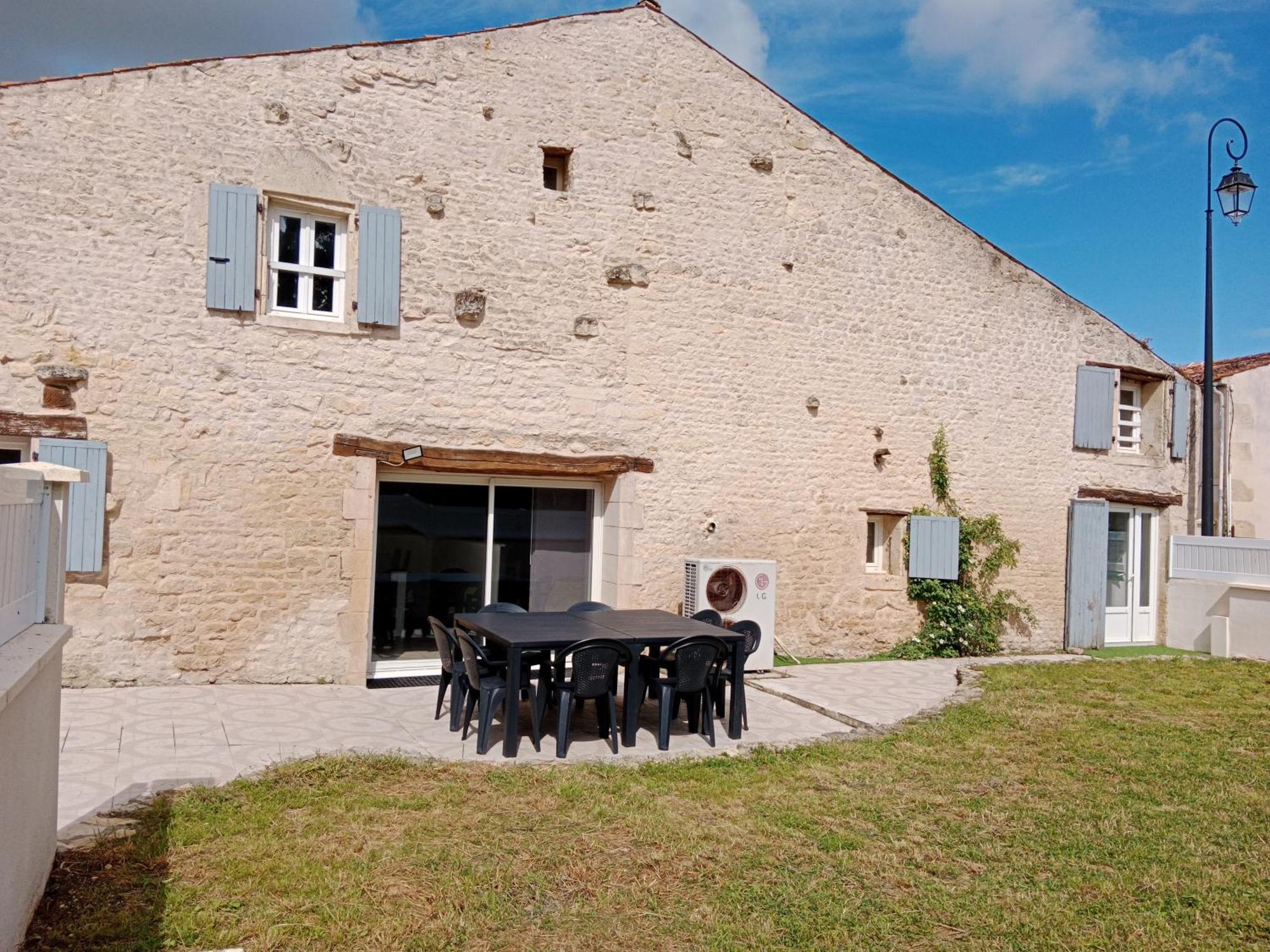 La Grange Pyratelle Villa Puyravault  Екстериор снимка